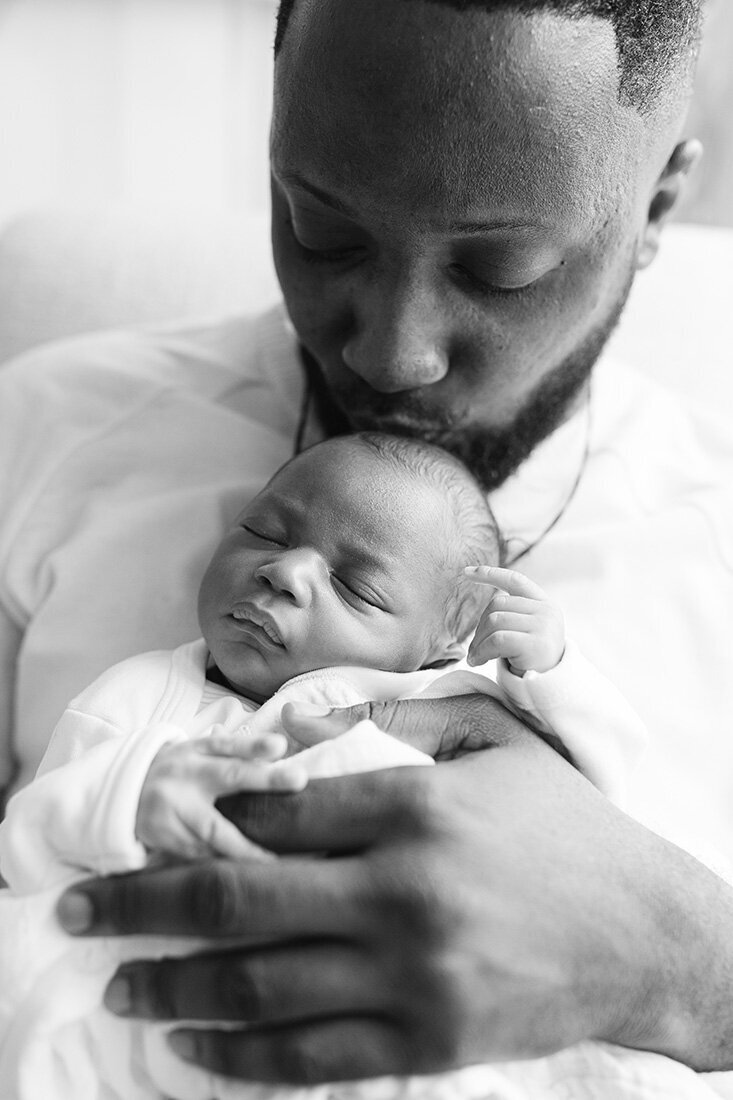 best Crofton newborn photography, newborn portrait studio Crofton Maryland, professional newborn photos 5471-2