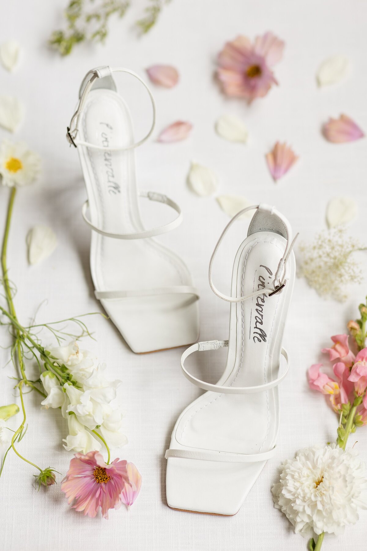 Stunning Elsie Perrin Williams Estate Wedding - Dylan and Sandra Photography - 0111