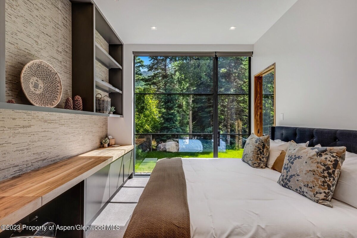 42705 Highway 82 (30)