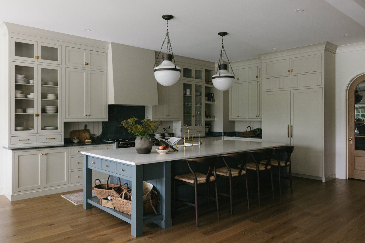 Interior Design Website Designer - Best Web Designer for Interior Designers - Showit Website Templates for Interior Designers - Flodesk Newsletter Templates - Canva Instagram Templates - Coastal Template Co - 9