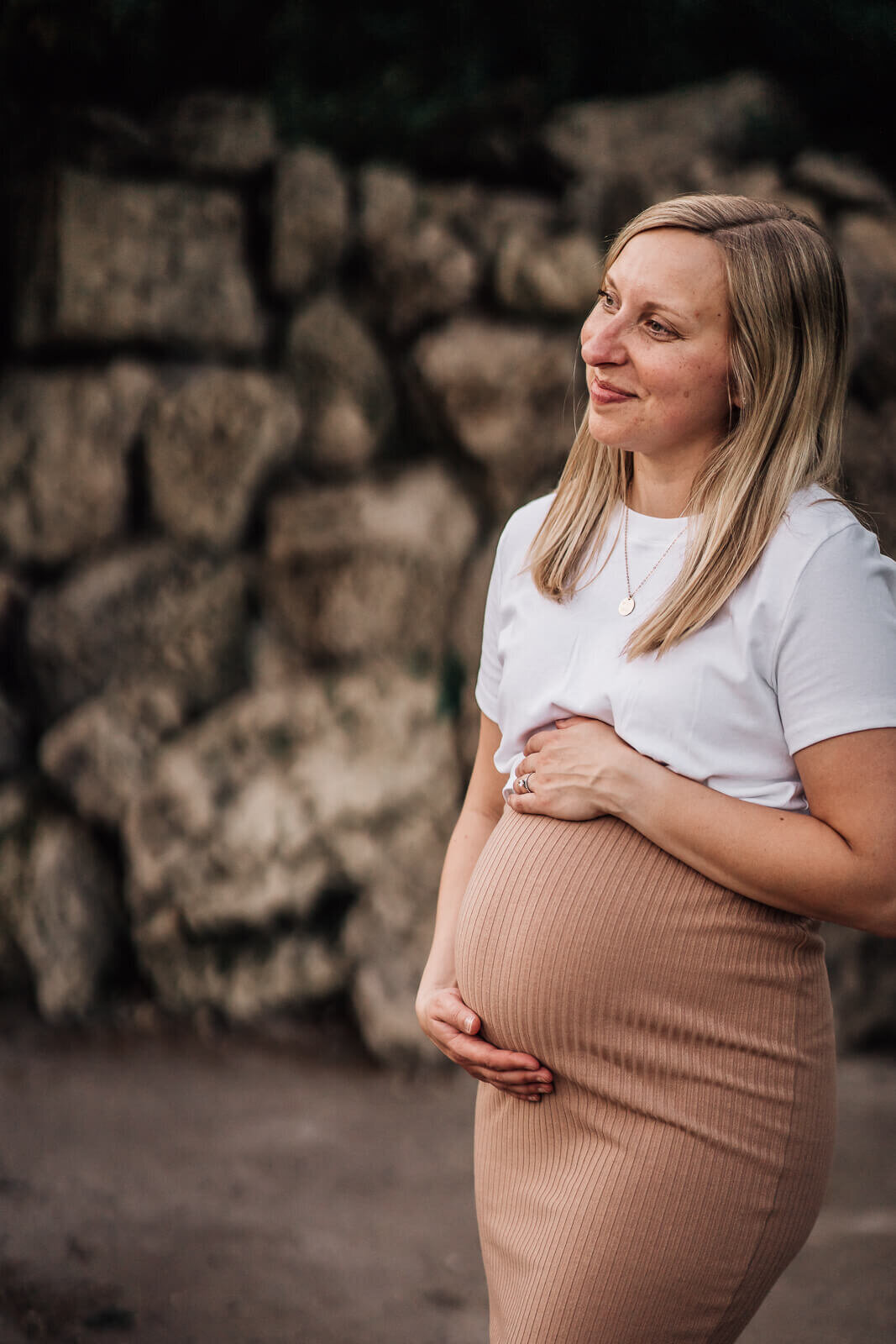 Minneapolis-Pregnancy-Photographer (3 of 5)