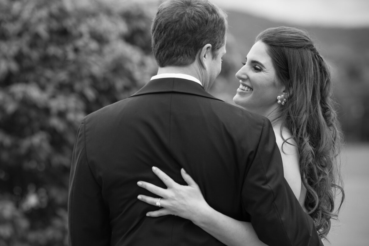 Picturesque-Connecticut- Wedding-at-Lion-Rock- Farm-ct-2