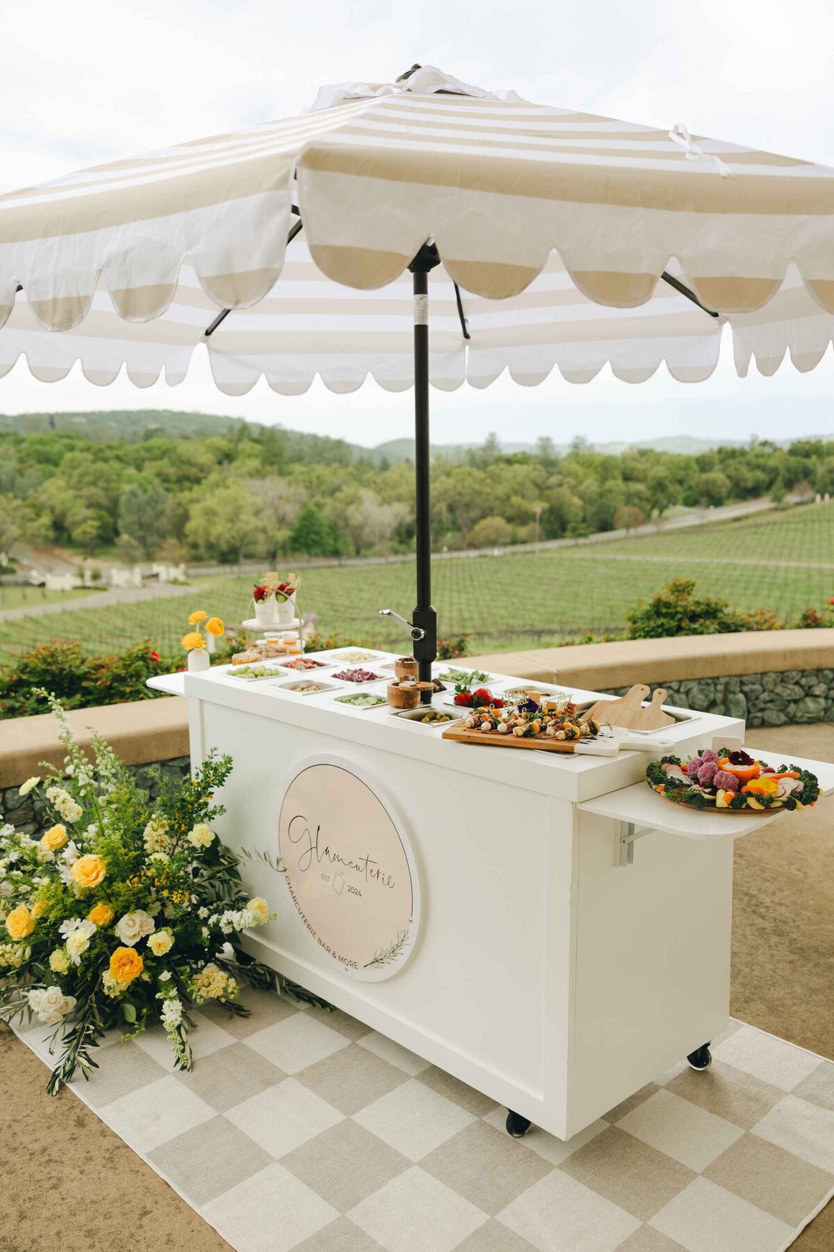 Katherine-Krakowski-Barnswallow-David-Girard-Sacramento-Weddings-Layout_0037