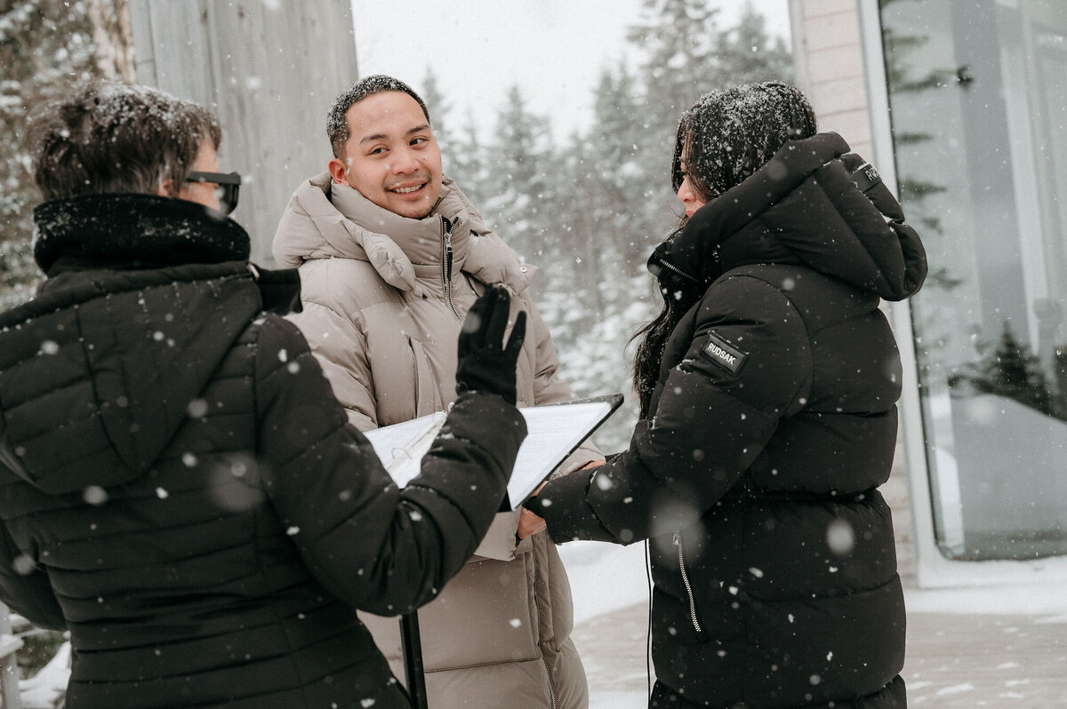 S-R_Winter-Elopement-Quebec-51