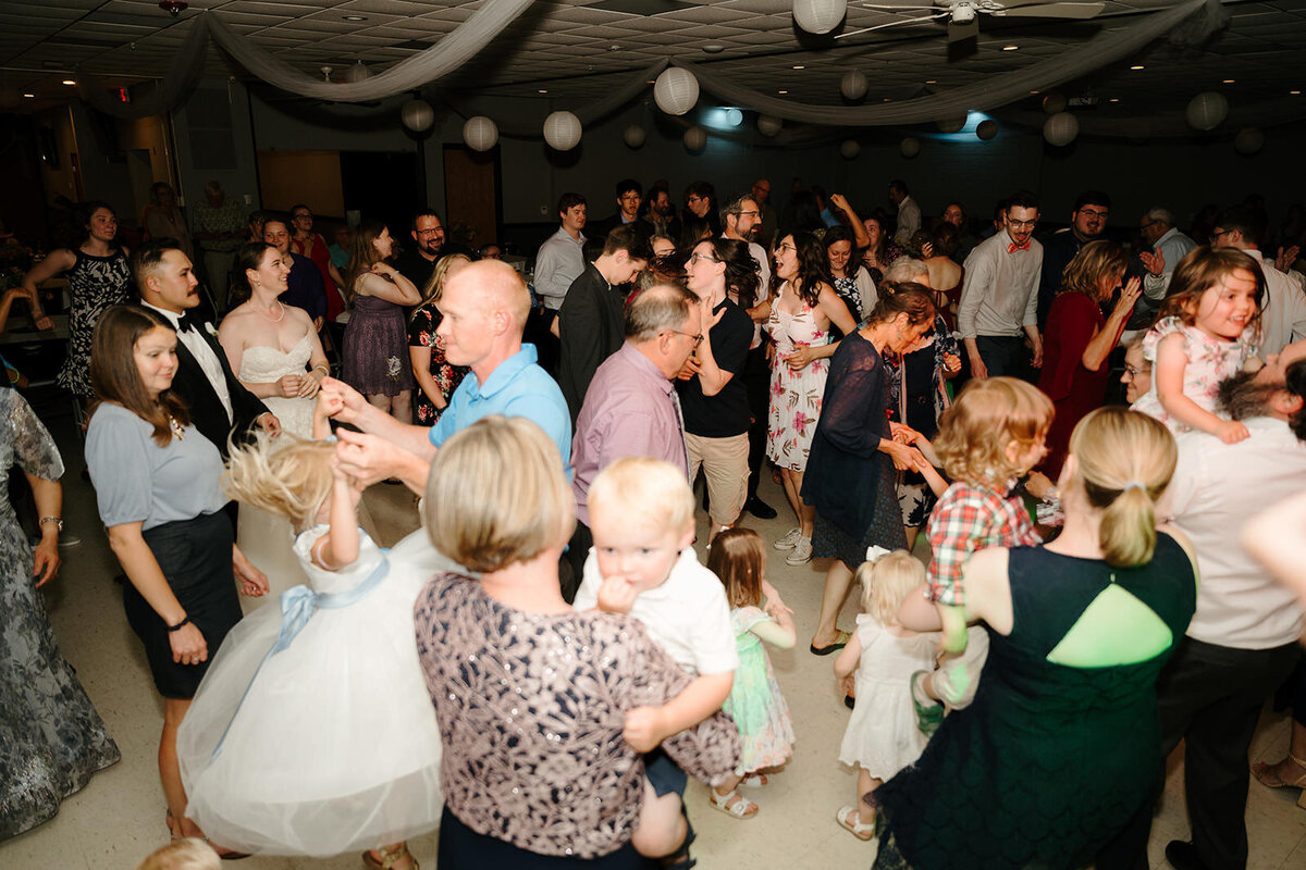 Traditional summer church wedding Rochester MN | Oduma photography -206