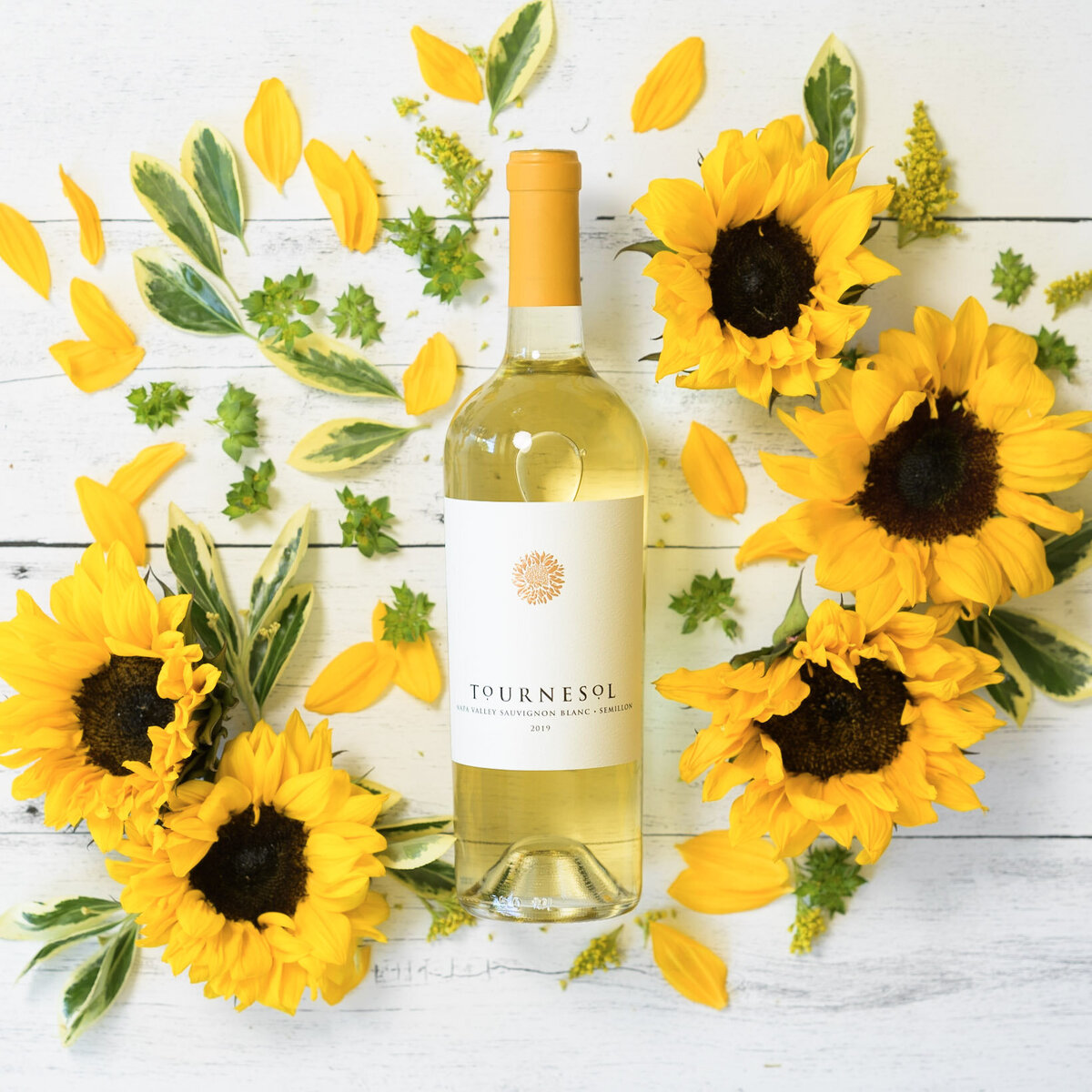 Tournesol-wine-flatlay-sunflowers