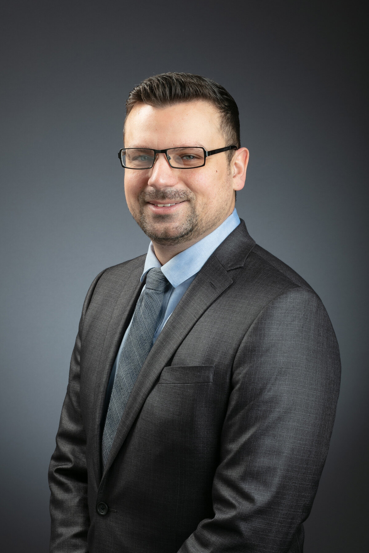 headshot photographer St Paul MN83