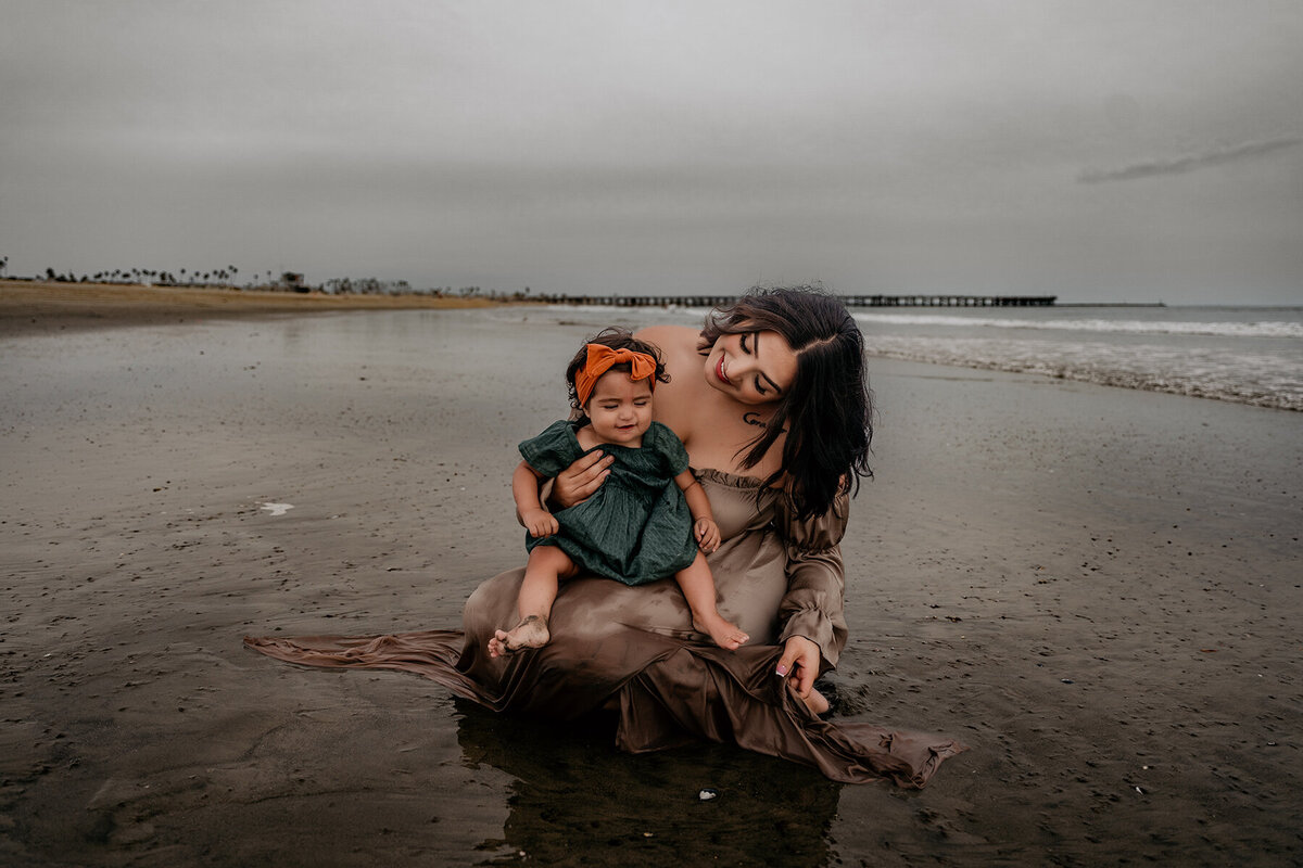 sealbeach-family-photo_m36