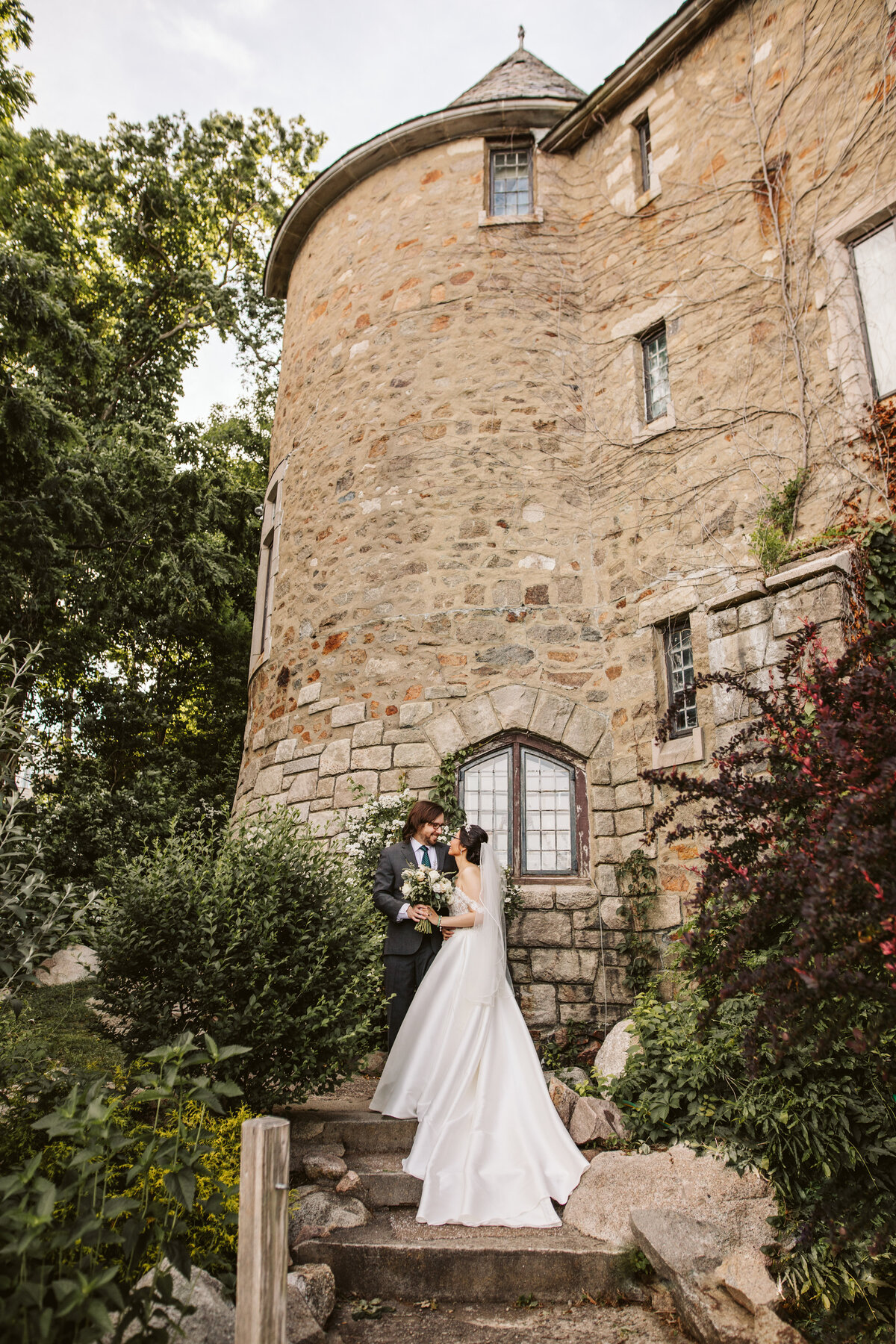 Qian Joseph - Hammond Castle Wedding Preview - Kelly Stevens Hourglass Photo-2