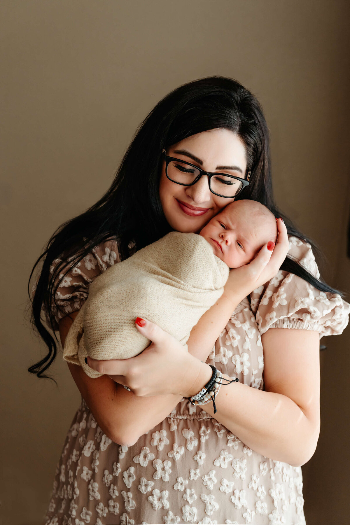 in-home-newborn-session-mom-and-baby