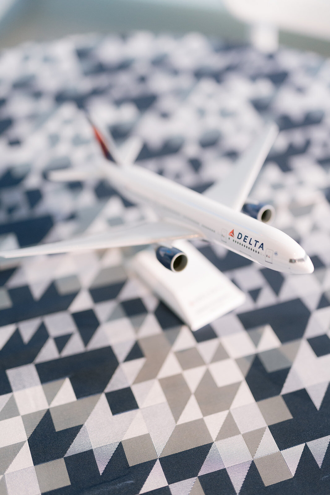 Axel's Airplane Birthday 001