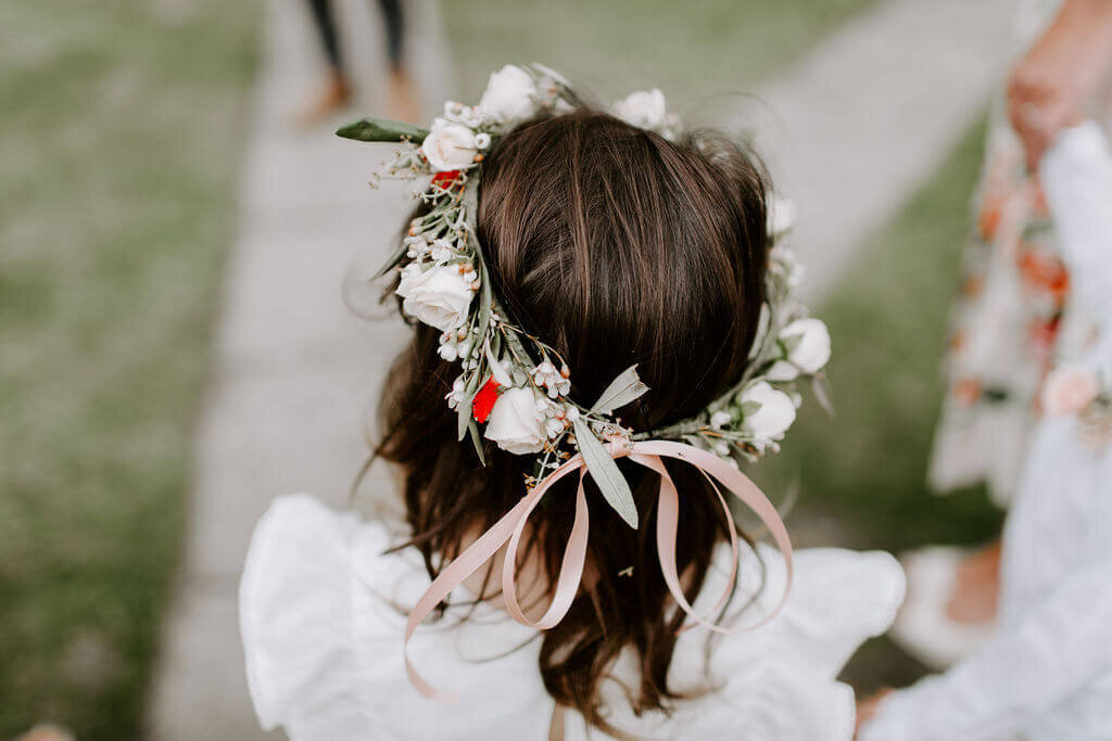 Hattie-Grey-Marquee-Court-Wedding-Flowers-Issy-And-Bella-Florist-Herefordshire10