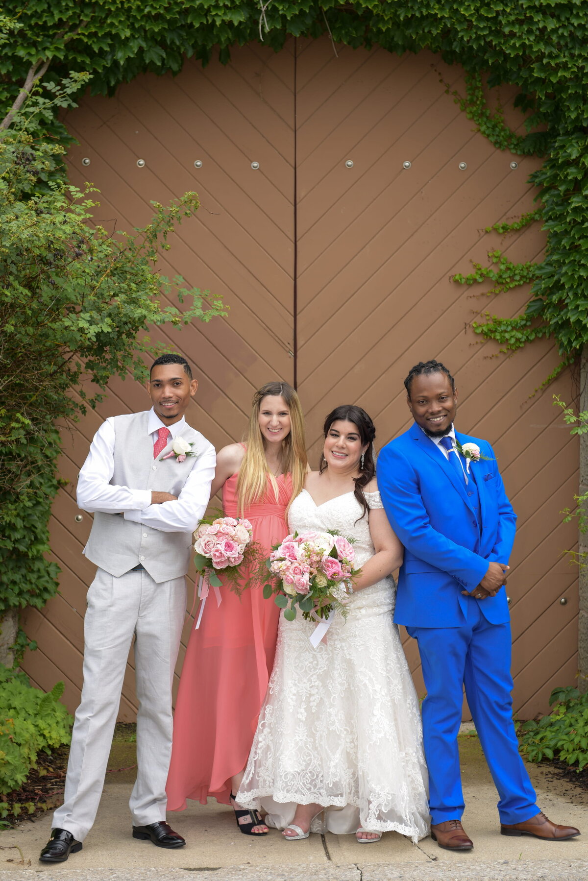 wedding-day-smiling-couple-bride-groom-photo
