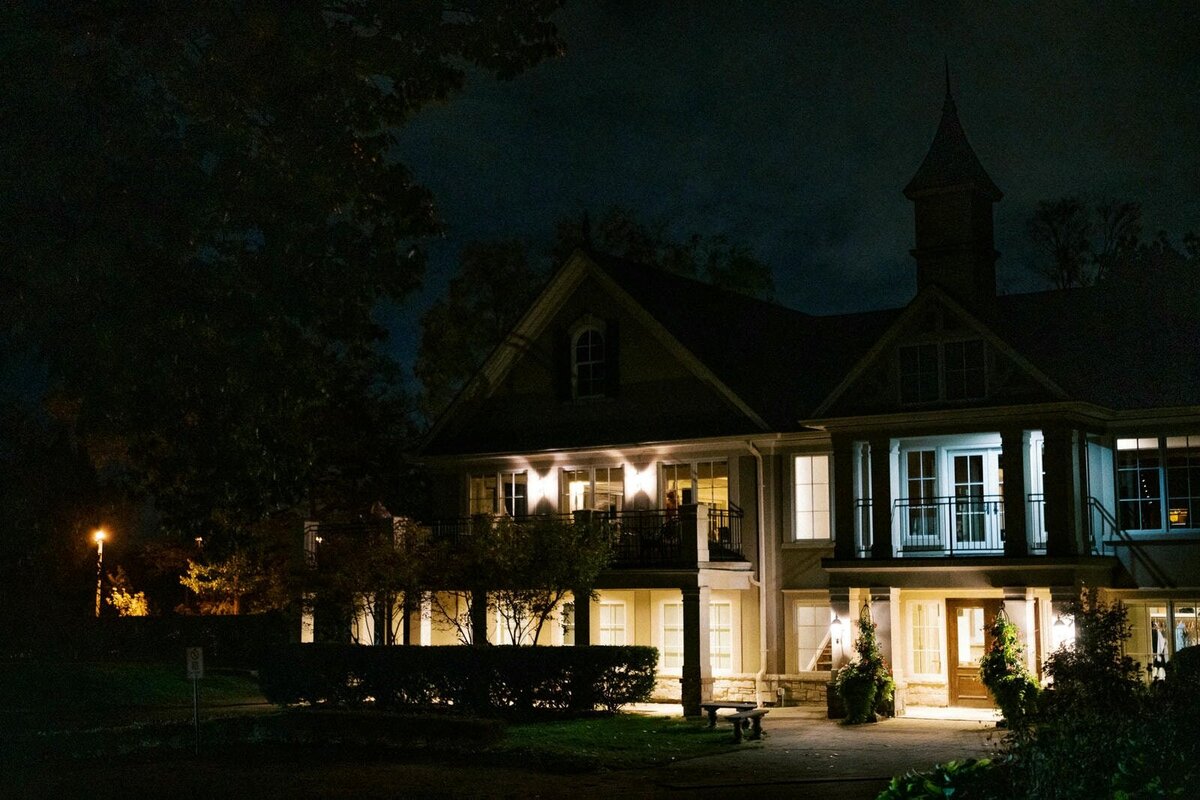 W5-Wedding-in-Oakville-Golf-Club-Shane-and-Katy-2023-10-14-2500px-1243