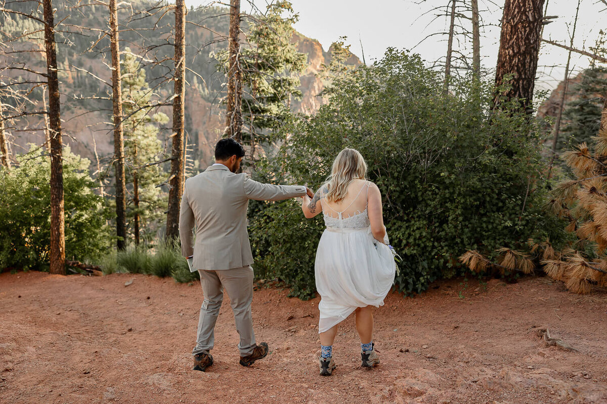 colorado-springs-elopement-photographer-35