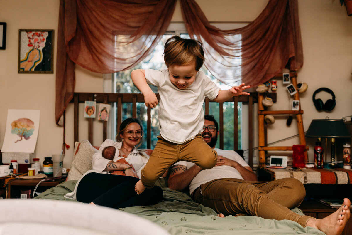 denver-lifestyle-newborn-photography-16