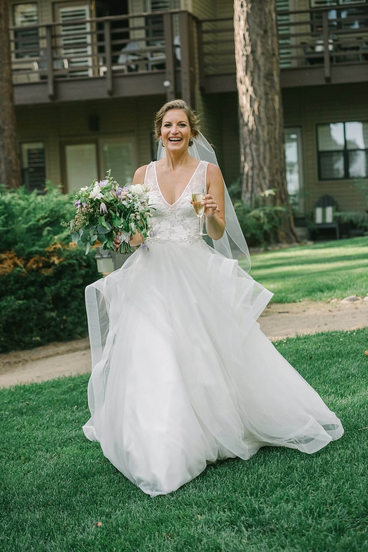 annie x hyatt tahoe wedding_16