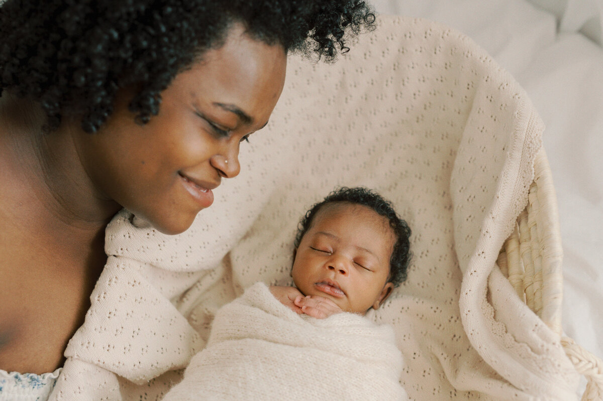 Seattle-newborn-photographer-41