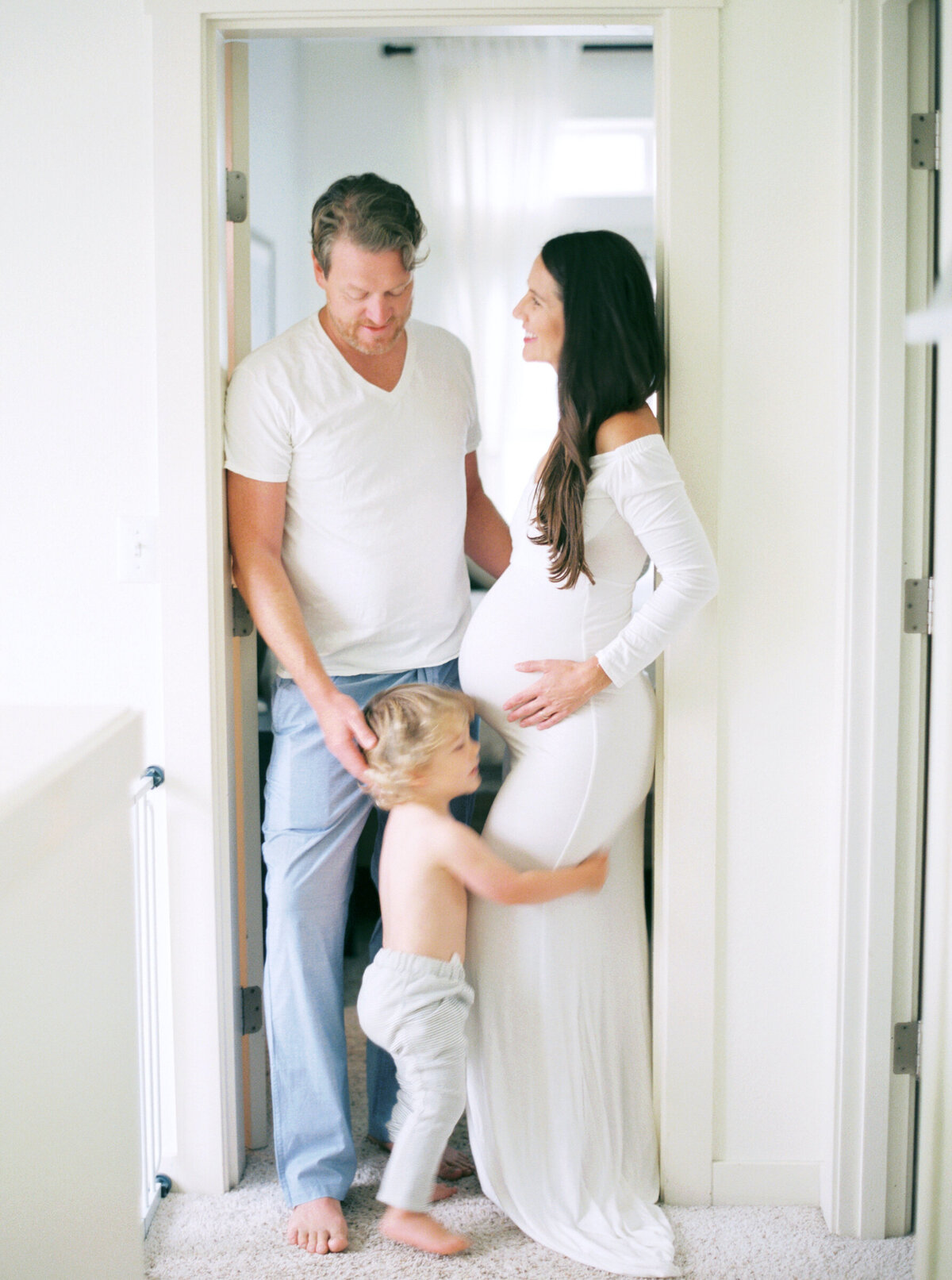 Bellevue-Maternity-Photographer
