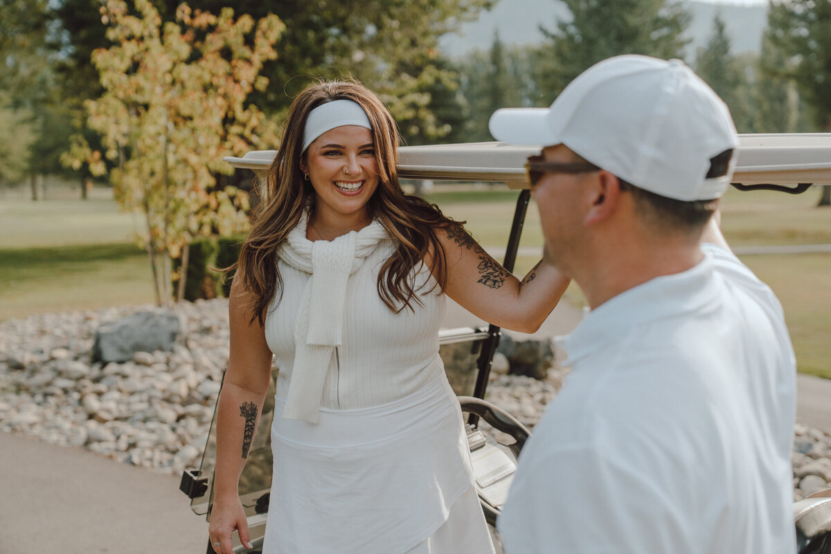 Mount-Si-Golf-Course-Couples-Photos-83
