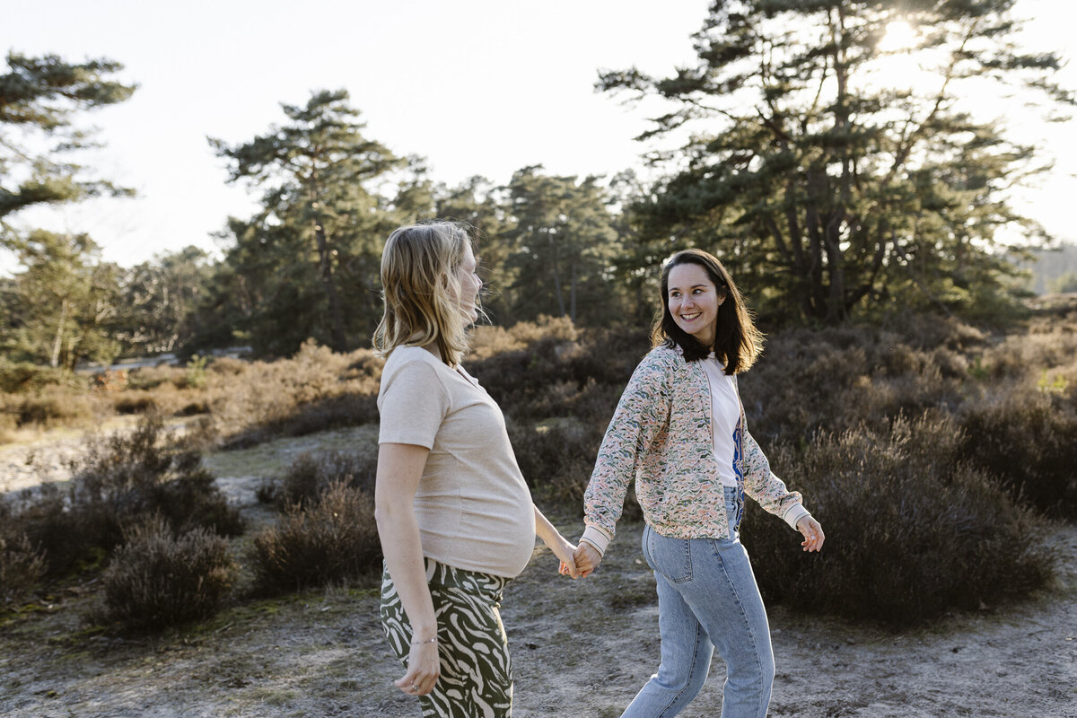 WEB - Merel en Iris Zwangerschapsshoot Soesterduinen | Samantha Bosdijk Photography-26
