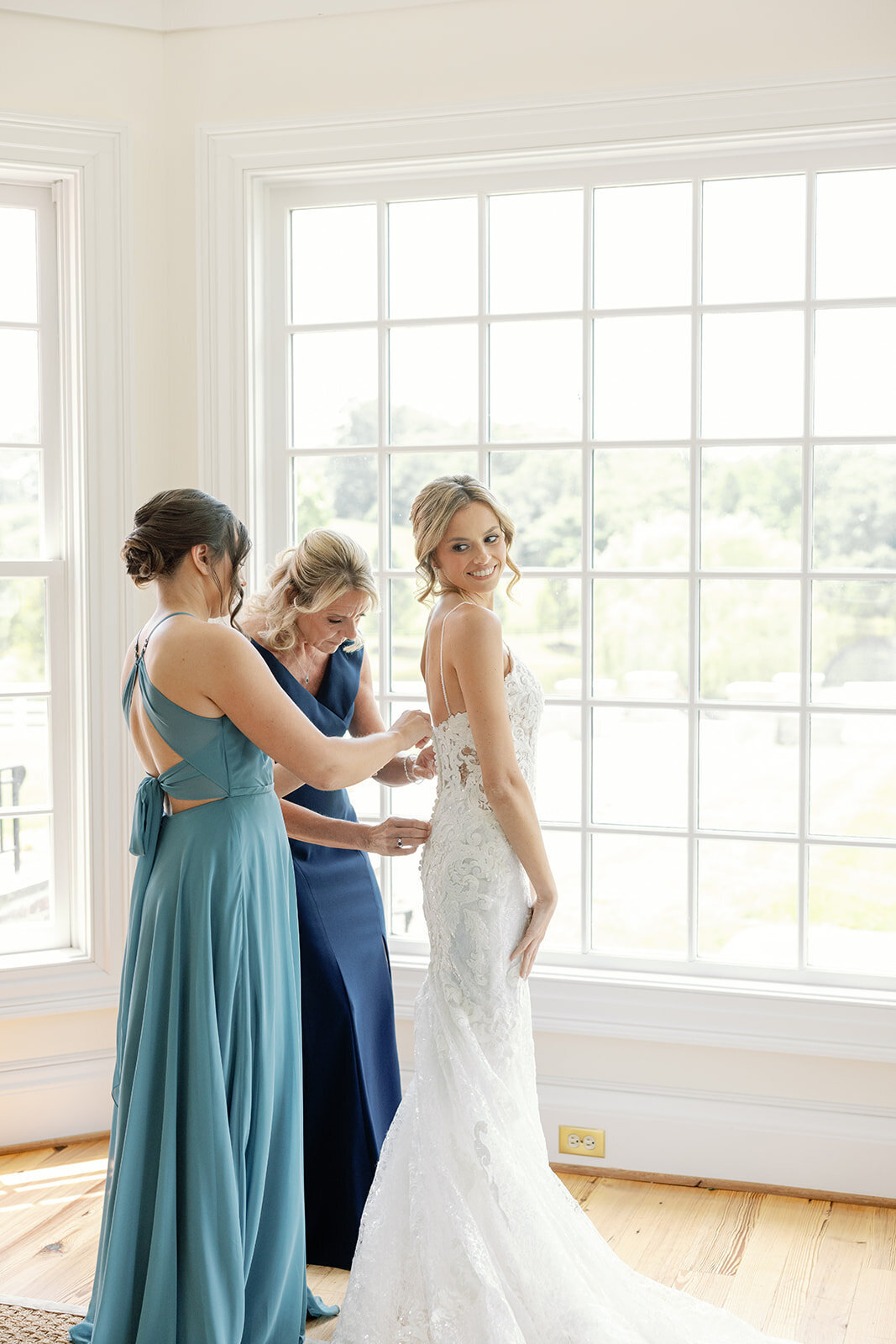 Nicole&ScottWedding_Bride-143
