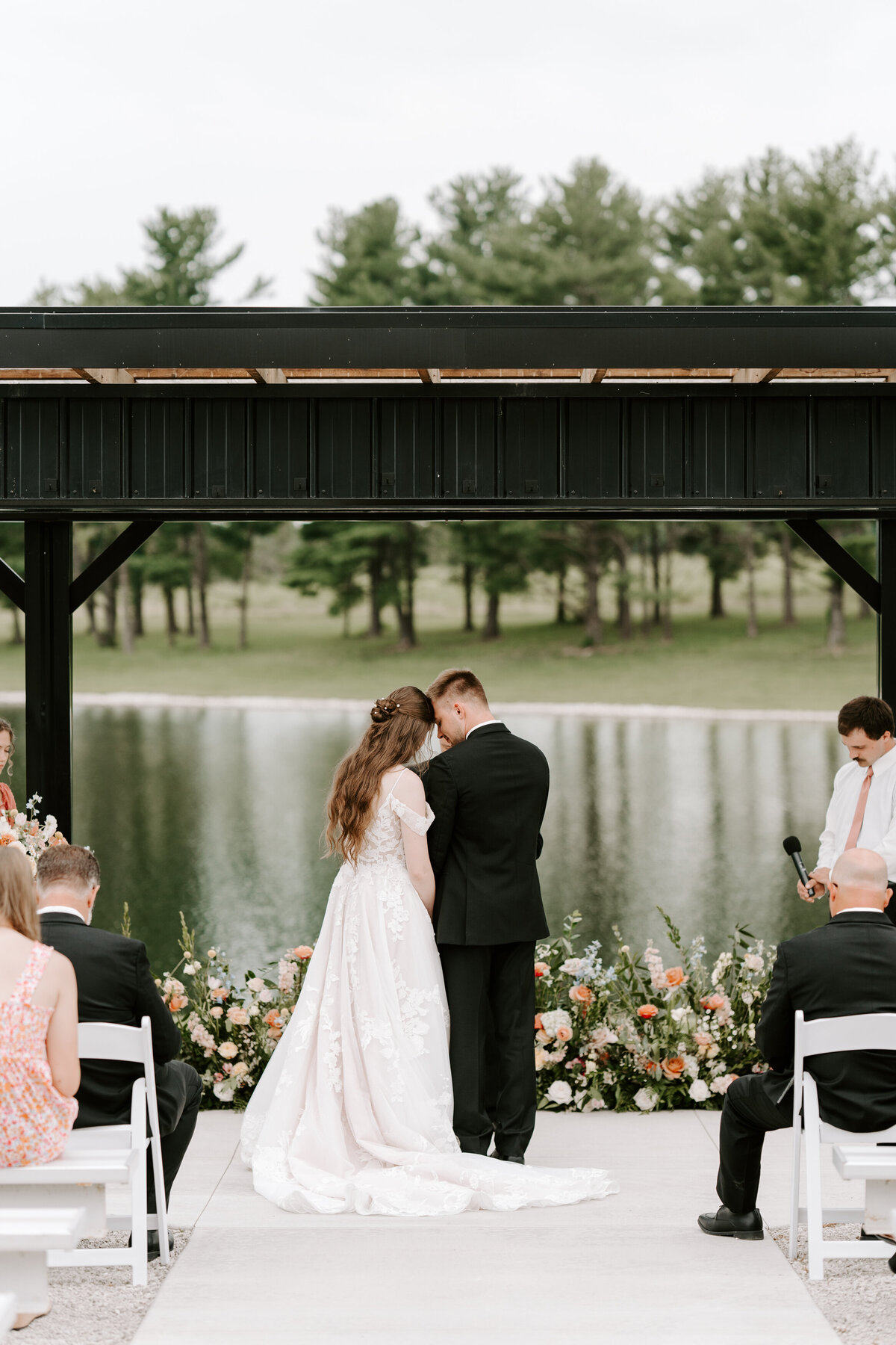 kraber-the-gathering-grounds-iowa-wedding-103