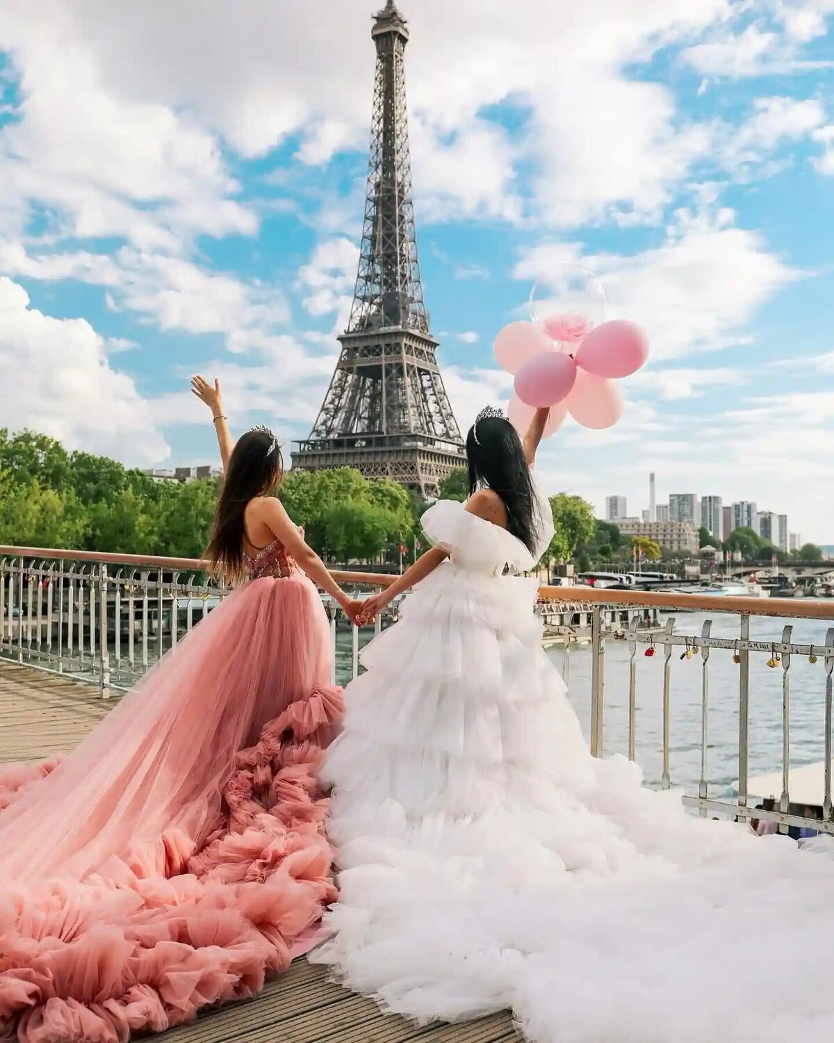 bff-photoshoot-in-paris