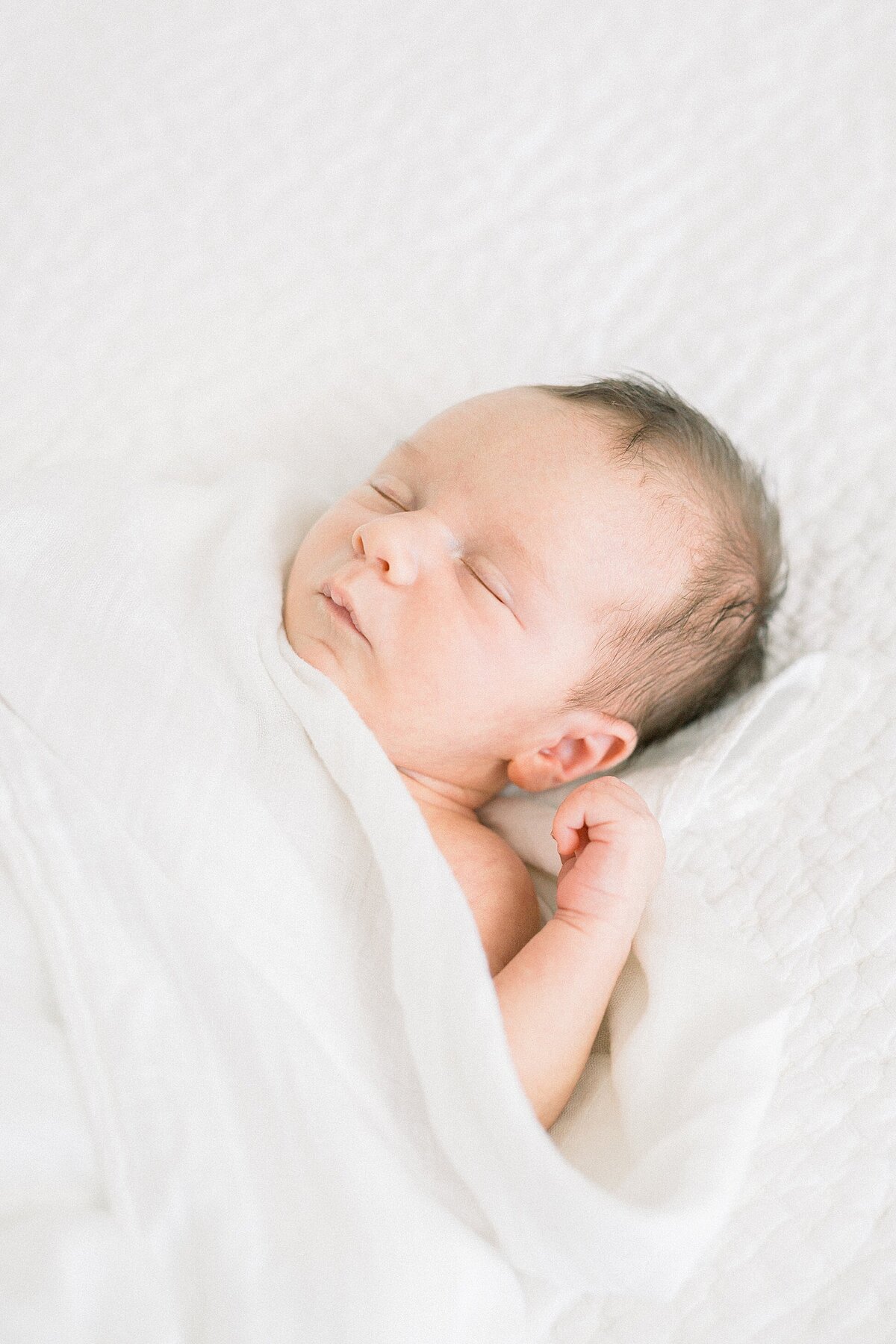 Wayzata Newborn Photographer | Lake Minnetonka In home newborn session | kristen dyer_0213