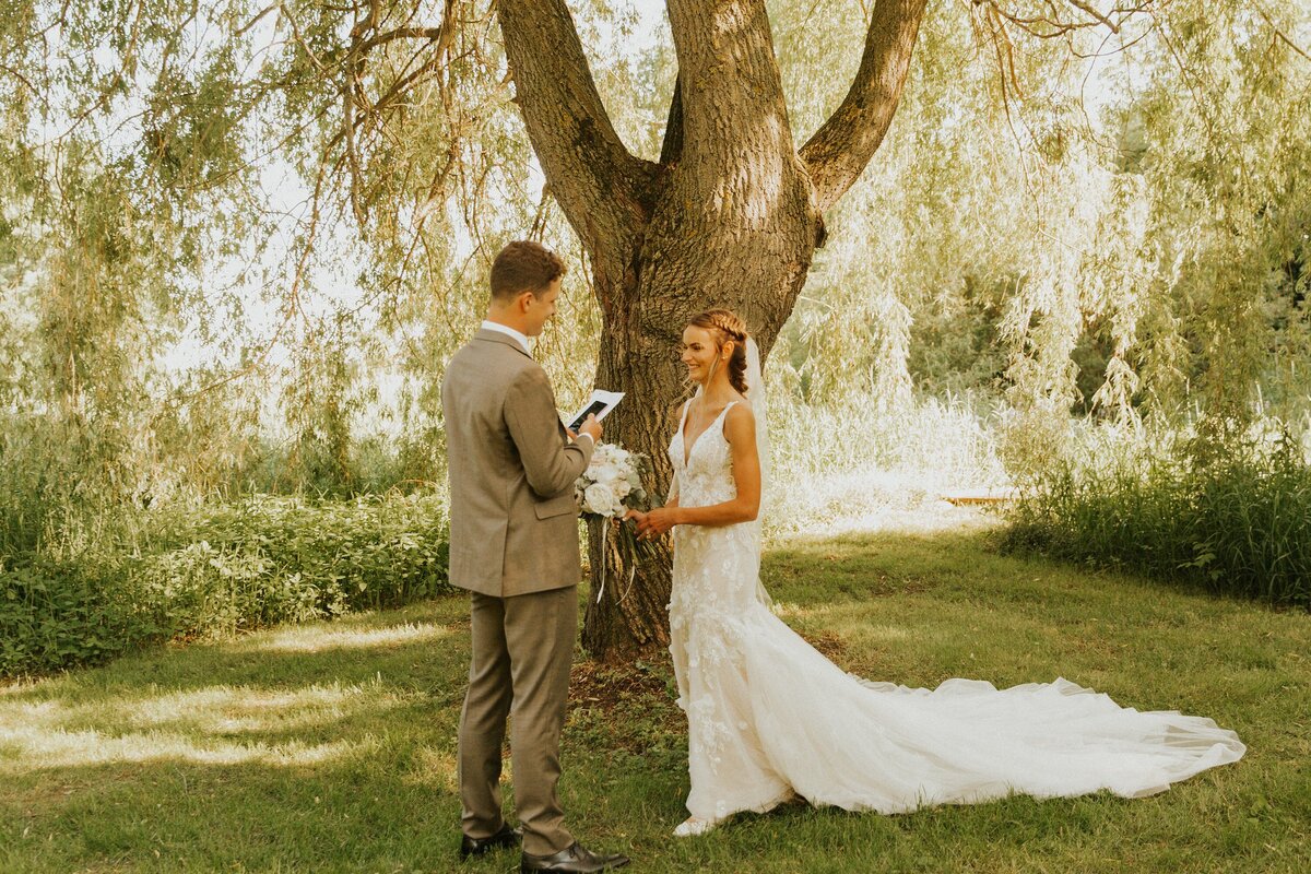 Elora-Wedding-Couple-106