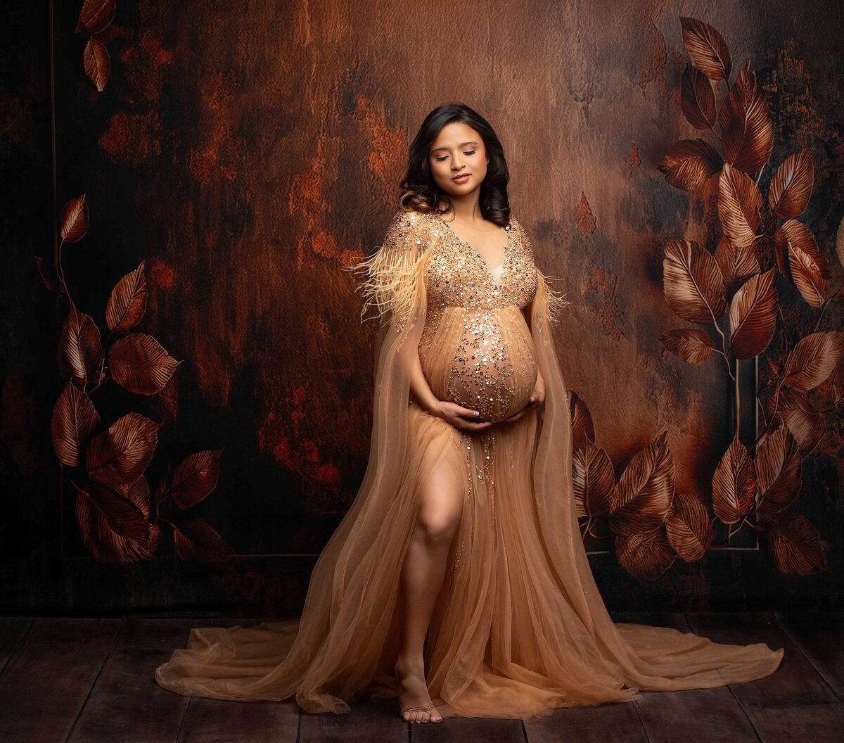 Scottsdale maternity pictures in gold