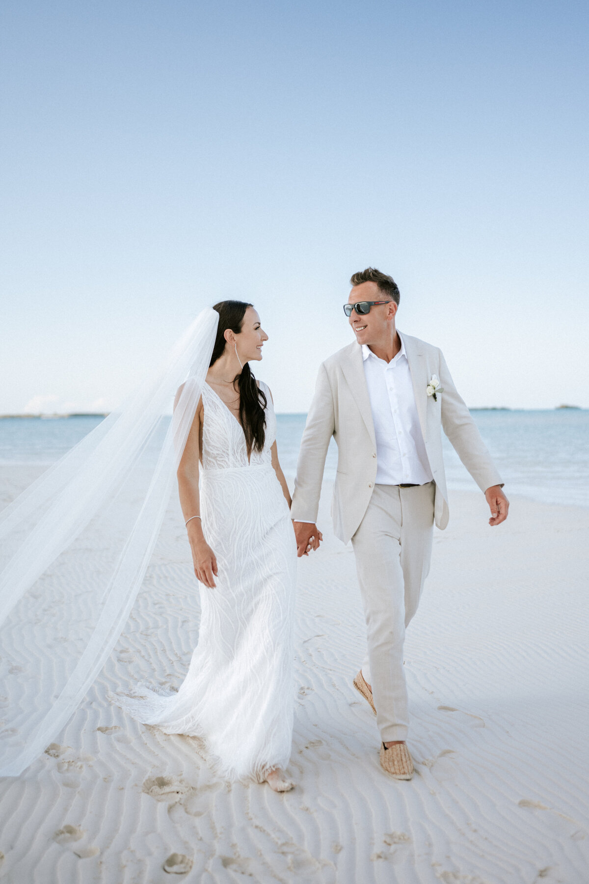 Jess & Chris Everett Exuma Wedding_0560