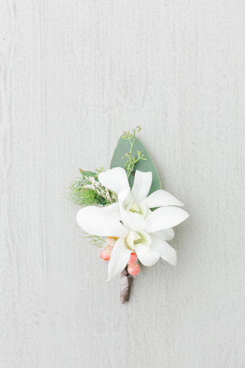 White+Orchid+Boutonniere