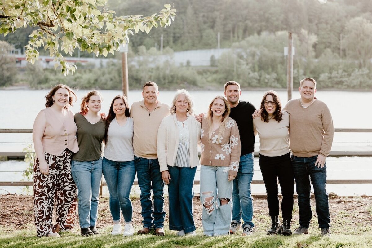 portland-oregon-family-portraits-by-vancouver-wa-family-photographer