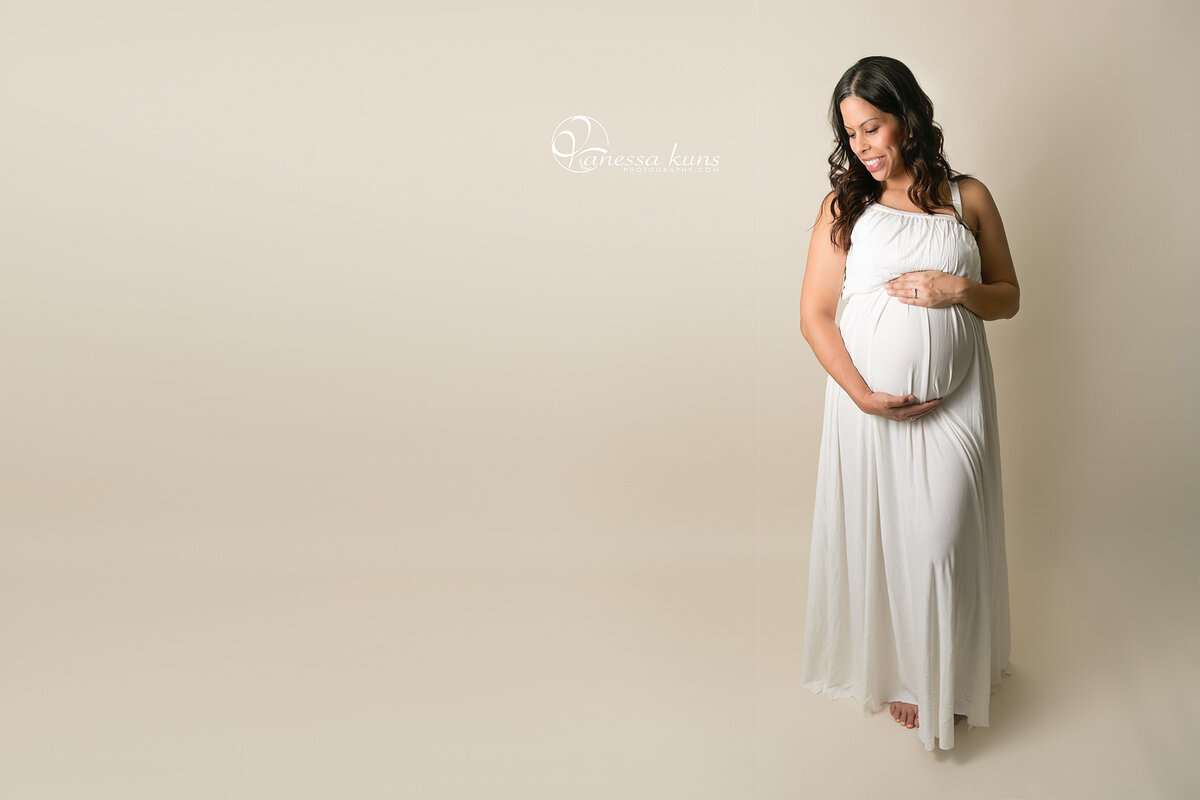 vanessakunsphotography_maternity_1