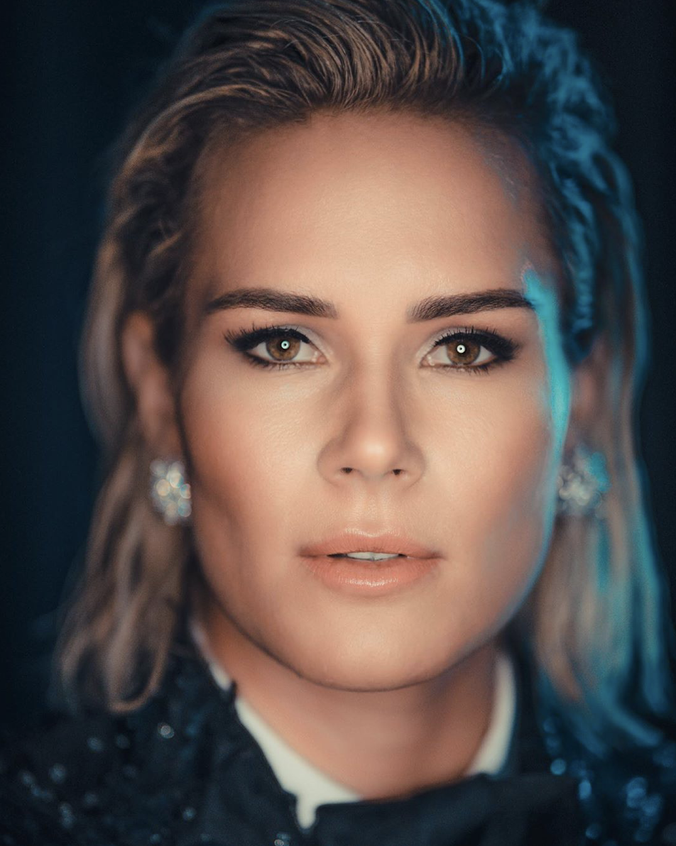 ashlyn harris makeup alexandria gilleo