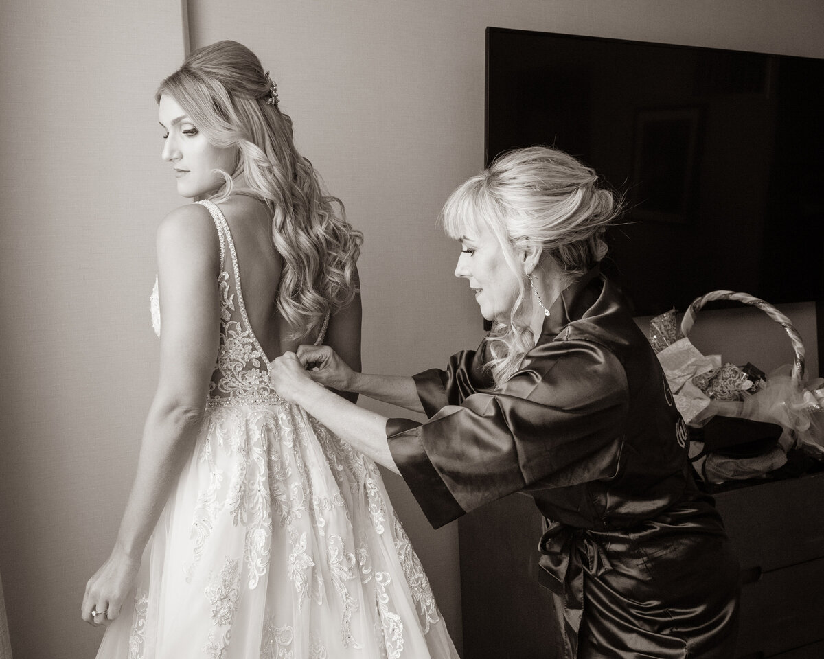 Hyatt-Regency-Boston-Wedding-Cambridge-11