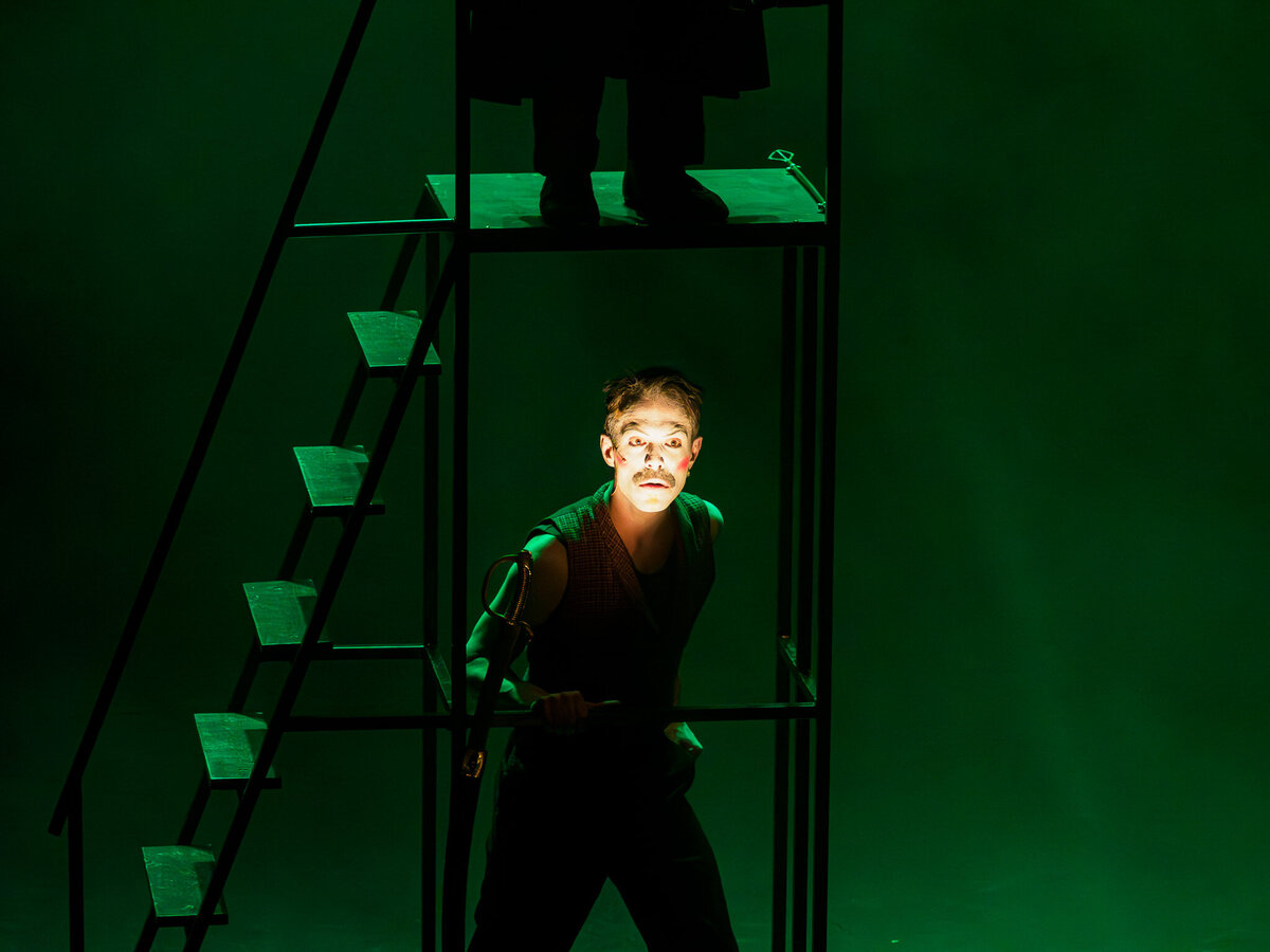 PETER PAN Cie Théâtre Amer mise en scène, adaptation, scénographie Mathieu Coblentz  jeu Judith Périllat,Florian Westerhoff, Jo Zeugma _4130078-Enhanced-NR