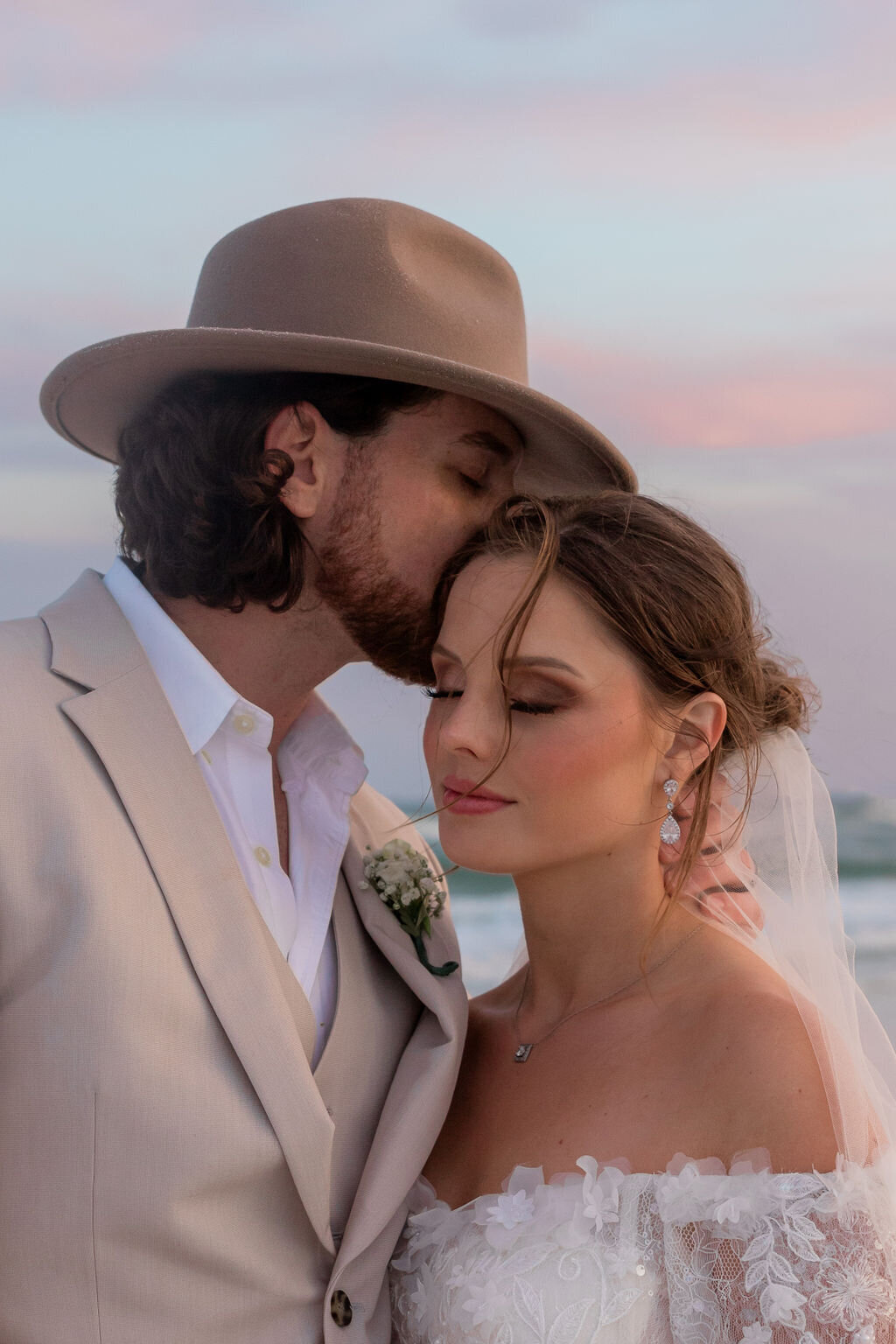 Autumn and Co Luxury Wedding Photographer_8713-2