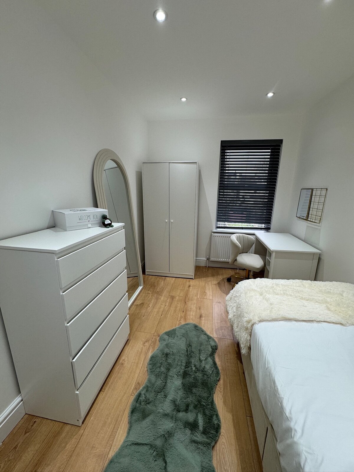 zintarah-haven-supported-accomodation-croydon-anima-youth-bedroom-8