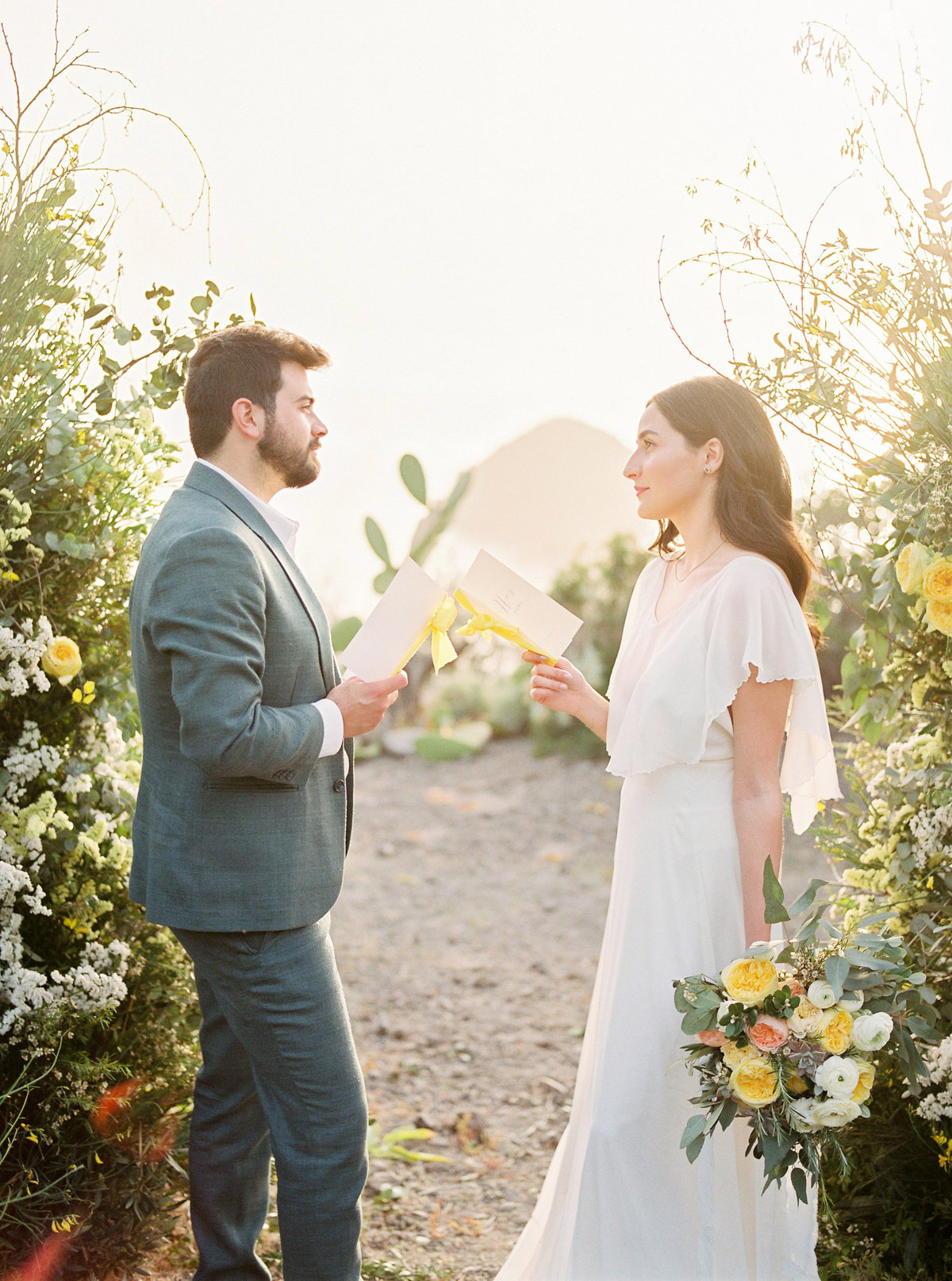 yana-schicht_principe-di-salina_italy-sicily-fine-art-film-wedding-photographer_105