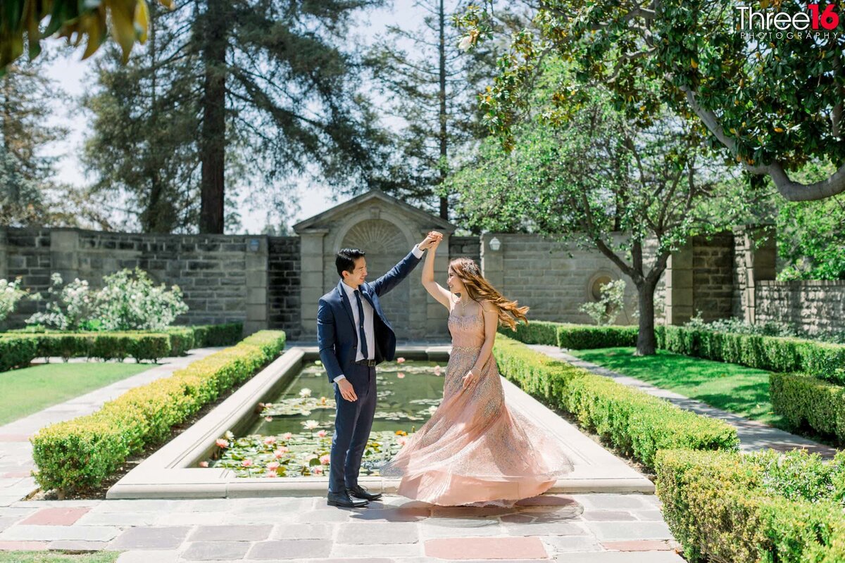 Greystone Mansion Engagement Photos-1015