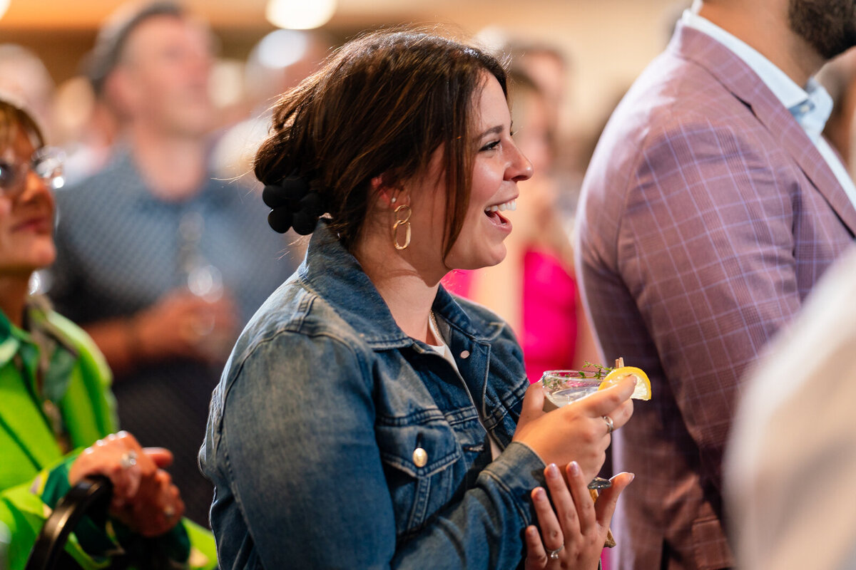 Grand Rapids Wedding Photographer Amway Grand Hotel-515