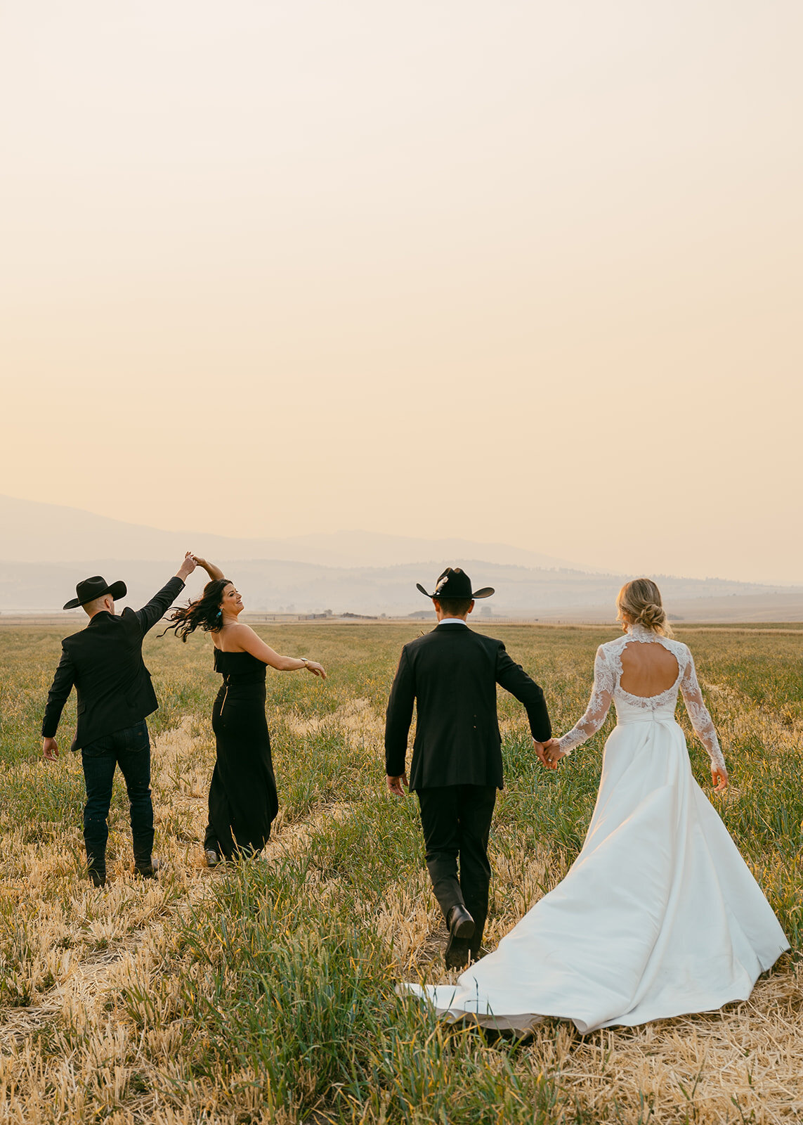 presley-gray-photo-Deerlodge-rustic-western-Montana-wedding-5899