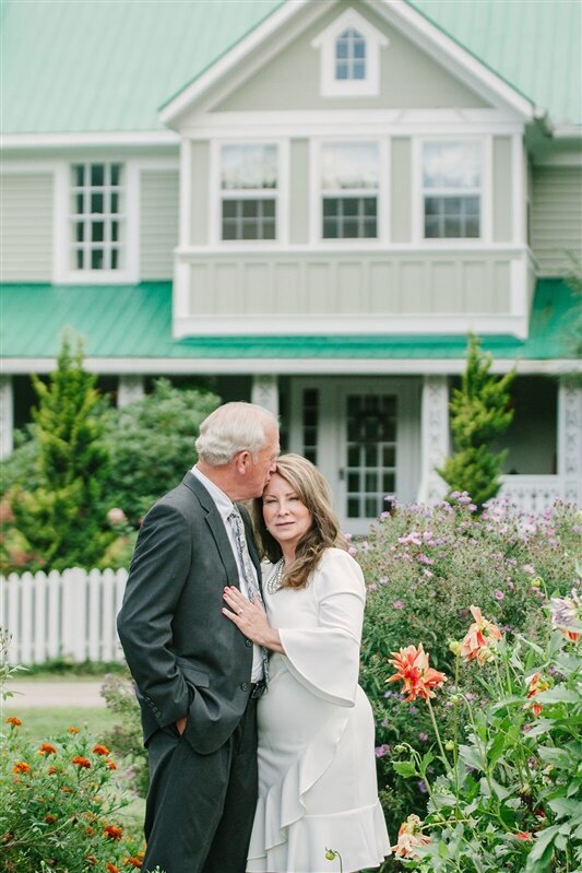 Judy-Mike-Elopement-Mast-Farm-Inn- (1)