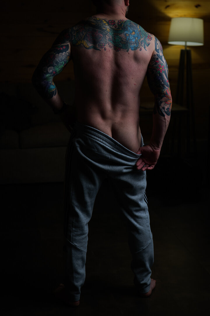 dallas-boudoir-photography-bepresentstudios-gray sweatpants-9