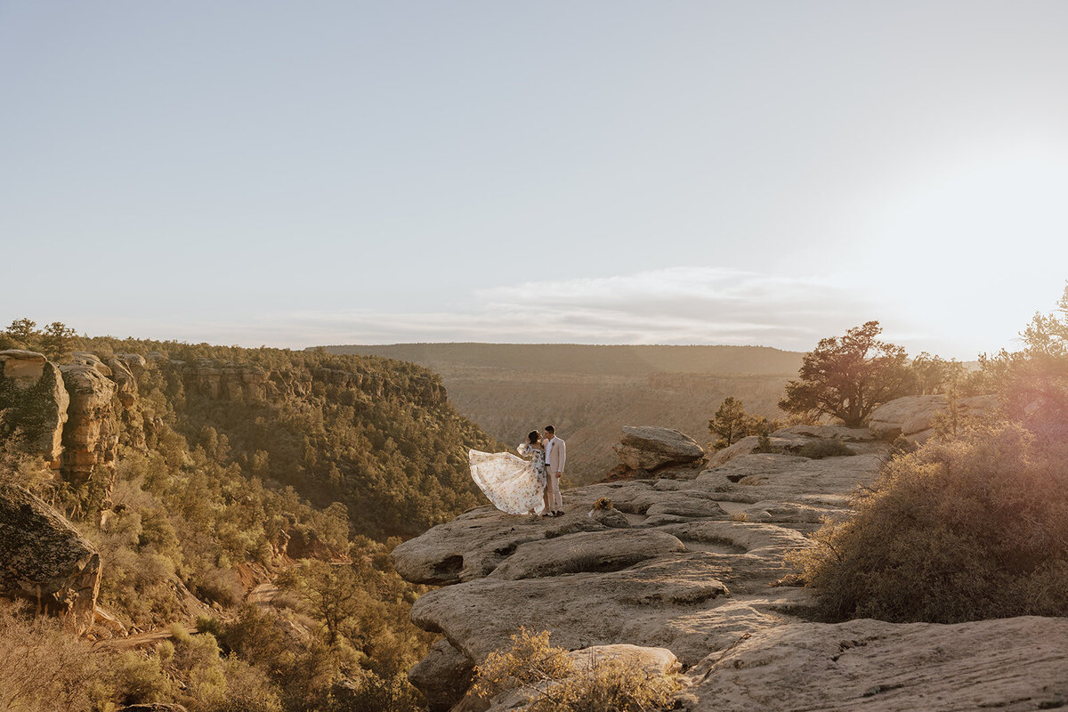 zion-glamping-elopement-64