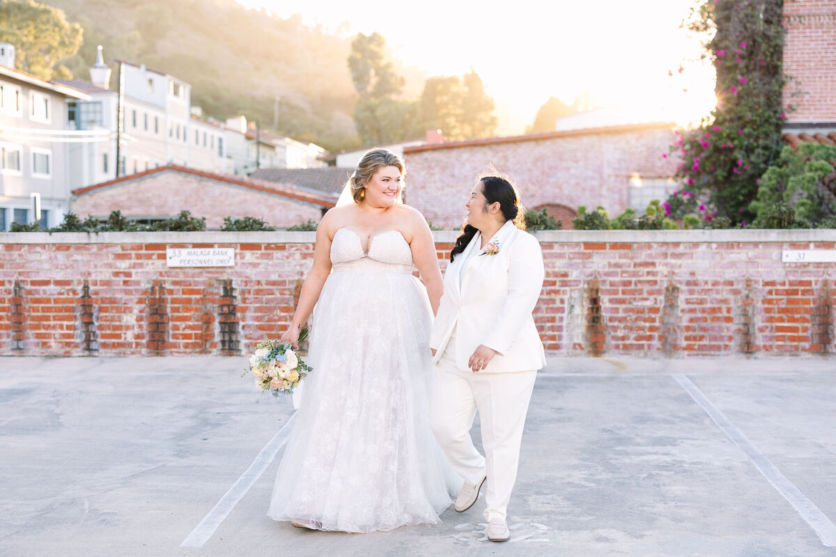 10212023Ellen&Jackie1557