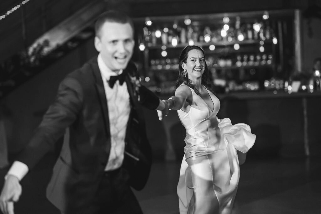 670-Ashleigh&Ed-FayeFernCreative-NatalieFayeFern-bw