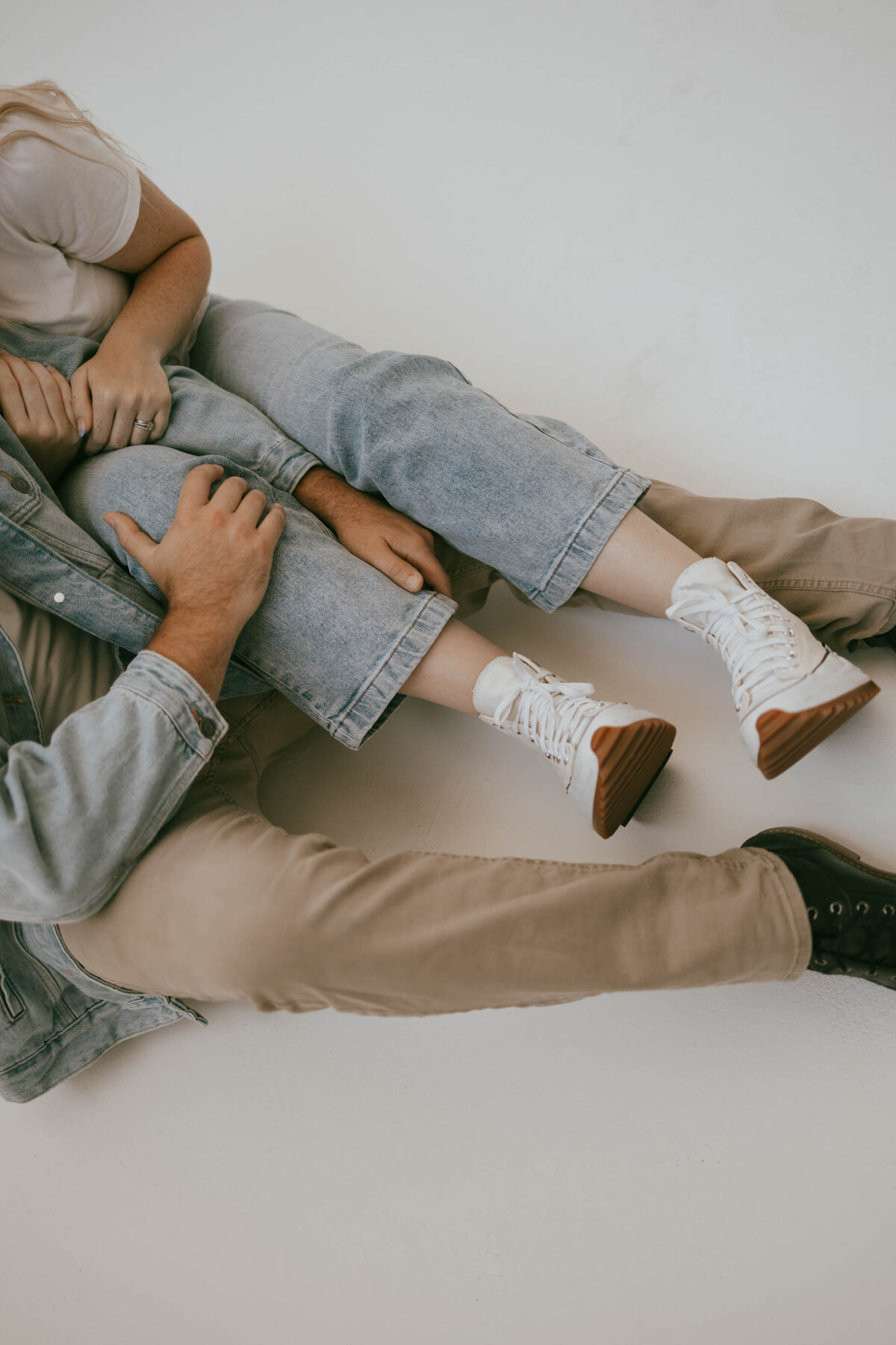 Simple-Studio-Couples-Portraits -27